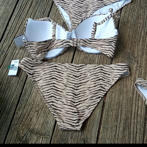 Nwot Sun and shore Tiger metallic shimmer stripe bikini set - Picture 2 of 2